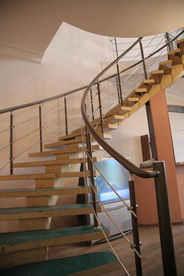 Noy Hostel Jerevan Buitenkant foto