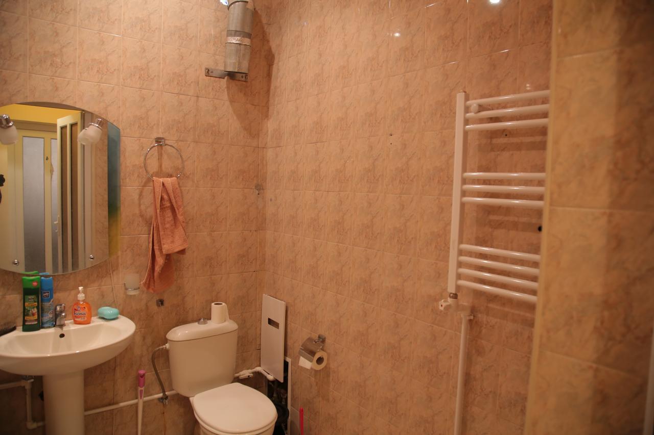 Noy Hostel Jerevan Buitenkant foto
