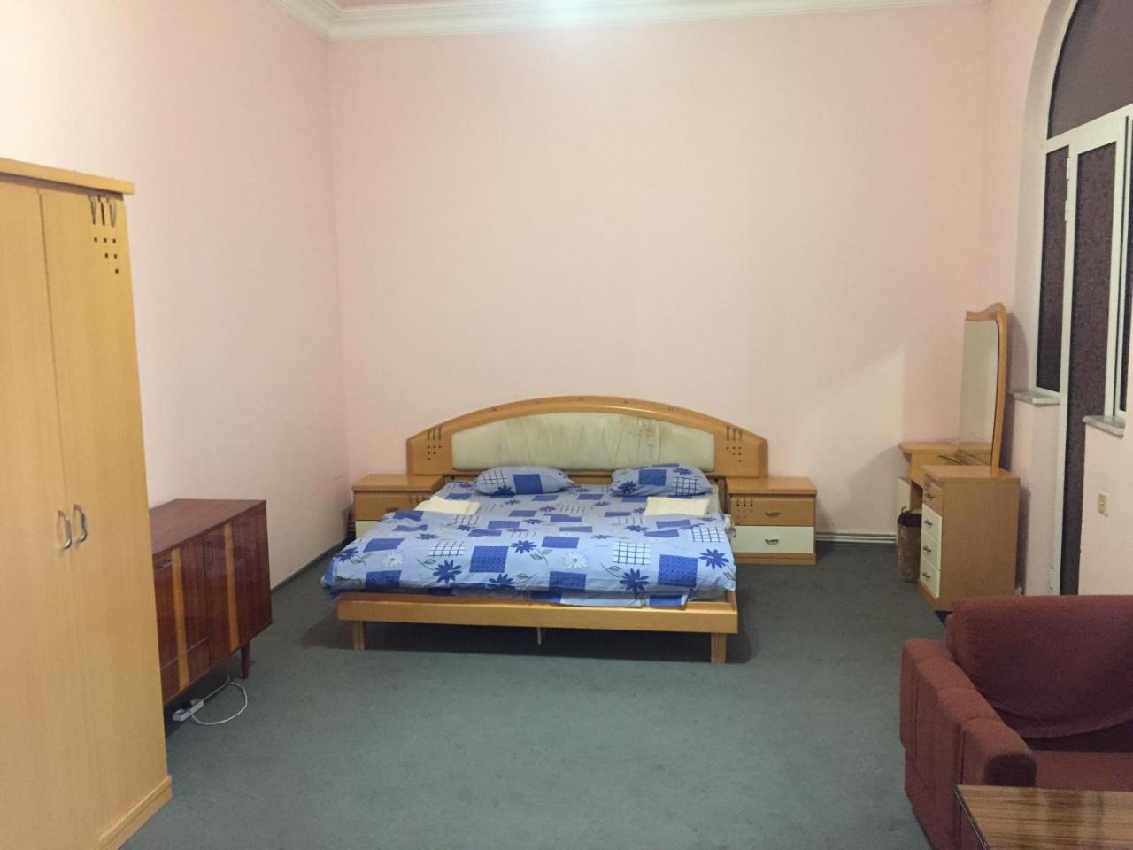 Noy Hostel Jerevan Buitenkant foto